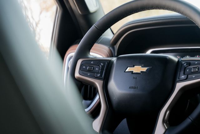 2022 Chevrolet Silverado 3500HD High Country DELUXE 4WD / 1-OWNER / CLEAN CARFAX | Austin, TX | Rocky Mountain Truck Stop Austin 2022 Chevrolet Silverado 3500HD High Country DELUXE 4WD / 1-OWNER / CLEAN CARFAX | Austin, TX | Rocky Mountain Truck Stop Austin