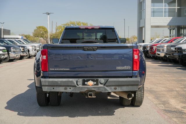 2022 Chevrolet Silverado 3500HD High Country DELUXE 4WD / 1-OWNER / CLEAN CARFAX | Austin, TX | Rocky Mountain Truck Stop Austin