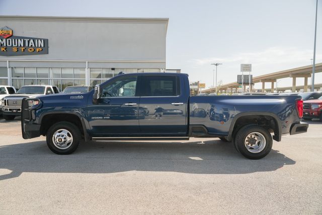 2022 Chevrolet Silverado 3500HD High Country DELUXE 4WD / 1-OWNER / CLEAN CARFAX | Austin, TX | Rocky Mountain Truck Stop Austin 2022 Chevrolet Silverado 3500HD High Country DELUXE 4WD / 1-OWNER / CLEAN CARFAX | Austin, TX | Rocky Mountain Truck Stop Austin