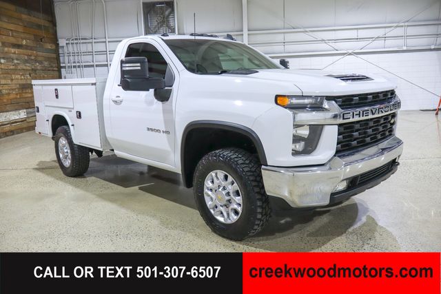 2022 Chevrolet Silverado 3500HD LT 2wd 6.6 GAS Utility Flatbed Work Truck REG Cab 2022 Chevrolet Silverado 3500HD LT 2wd 6.6 GAS Utility Flatbed Work Truck REG Cab