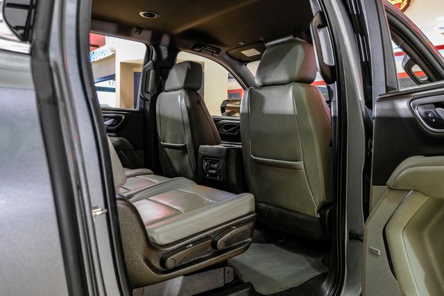2022 Chevrolet Suburban LT 2022 Chevrolet Suburban LT