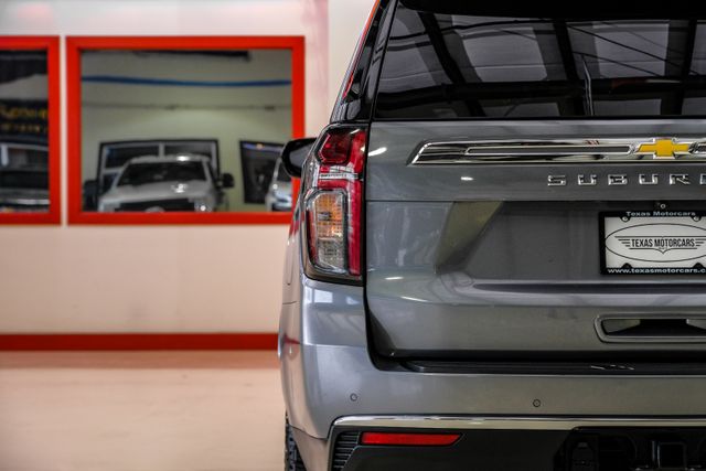 2022 Chevrolet Suburban LT 2022 Chevrolet Suburban LT