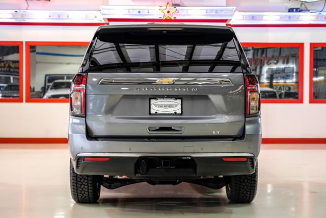 2022 Chevrolet Suburban LT