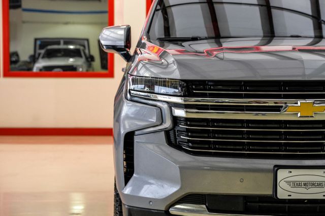 2022 Chevrolet Suburban LT | Addison, TX | Mr Car Guys