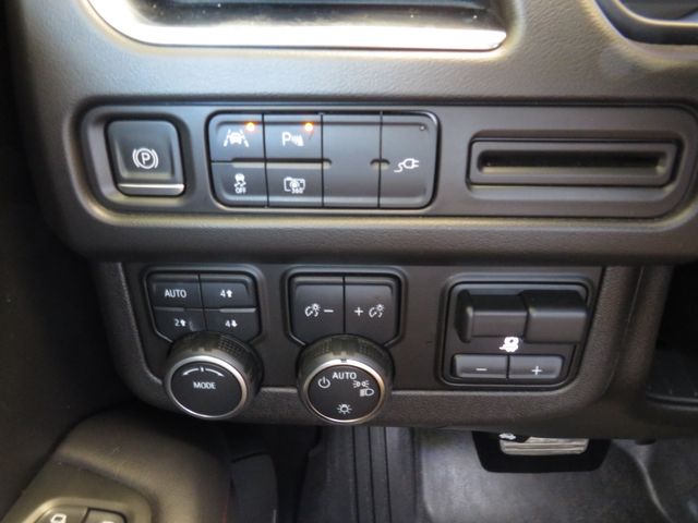 3186819-39-revo
