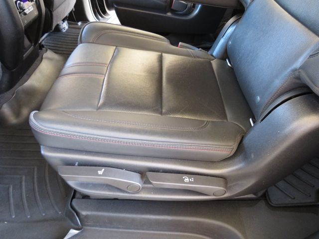 2022 Chevrolet Suburban RST 4WD     MSRP New $77,570