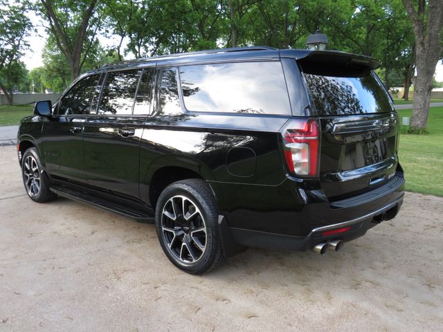 2022 Chevrolet Suburban RST 4WD     MSRP New $77,570