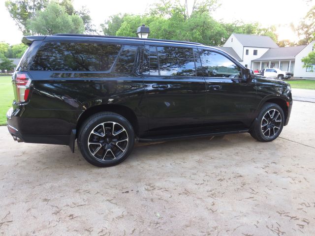 2022 Chevrolet Suburban RST 4WD     MSRP New $77,570