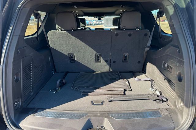 2022 Chevrolet Suburban Premier | Roscoe, IL | Autoland Outlets