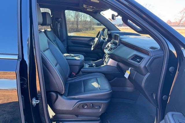 2022 Chevrolet Suburban Premier | Roscoe, IL | Autoland Outlets 2022 Chevrolet Suburban Premier | Roscoe, IL | Autoland Outlets