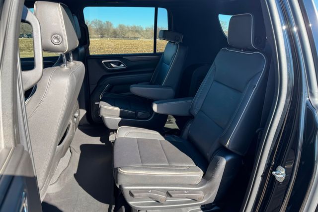 2022 Chevrolet Suburban Premier | Roscoe, IL | Autoland Outlets 2022 Chevrolet Suburban Premier | Roscoe, IL | Autoland Outlets