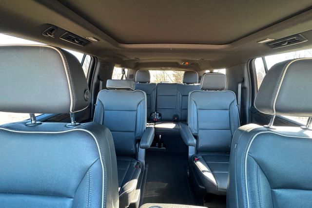 2022 Chevrolet Suburban Premier | Roscoe, IL | Autoland Outlets 2022 Chevrolet Suburban Premier | Roscoe, IL | Autoland Outlets