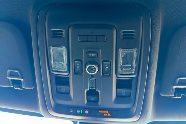 2022 Chevrolet Suburban Premier | Roscoe, IL | Autoland Outlets 2022 Chevrolet Suburban Premier | Roscoe, IL | Autoland Outlets