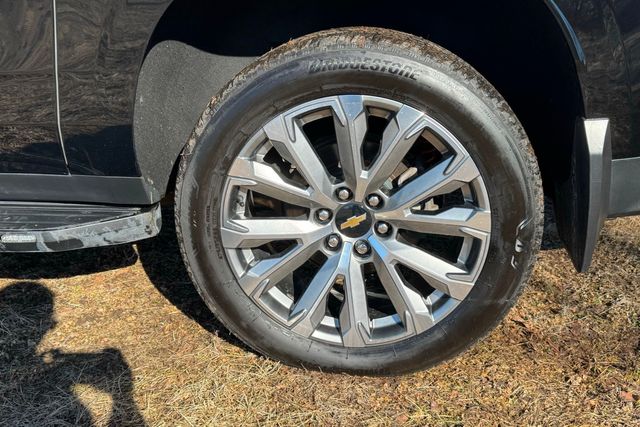 2022 Chevrolet Suburban Premier | Roscoe, IL | Autoland Outlets 2022 Chevrolet Suburban Premier | Roscoe, IL | Autoland Outlets