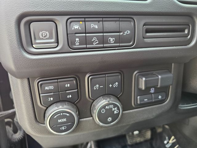 2022 Chevrolet Tahoe Z71 | Brownsville TX | English Motors 2022 Chevrolet Tahoe Z71 | Brownsville TX | English Motors