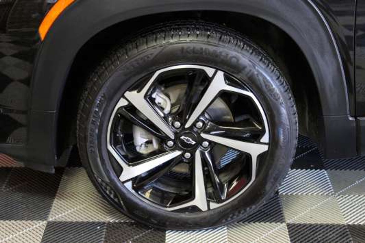 2022 Chevrolet Trailblazer RS [GB0] Mosaic Black Metallic at Mossy Motors