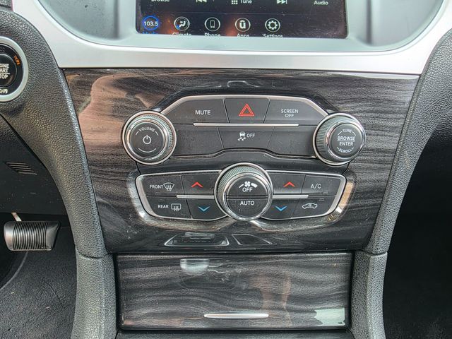 2022 Chrysler 300 Touring 2022 Chrysler 300 Touring