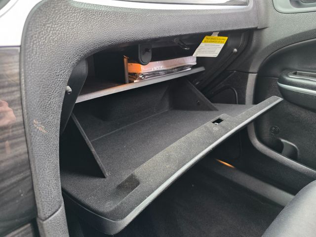 2022 Chrysler 300 Touring 2022 Chrysler 300 Touring