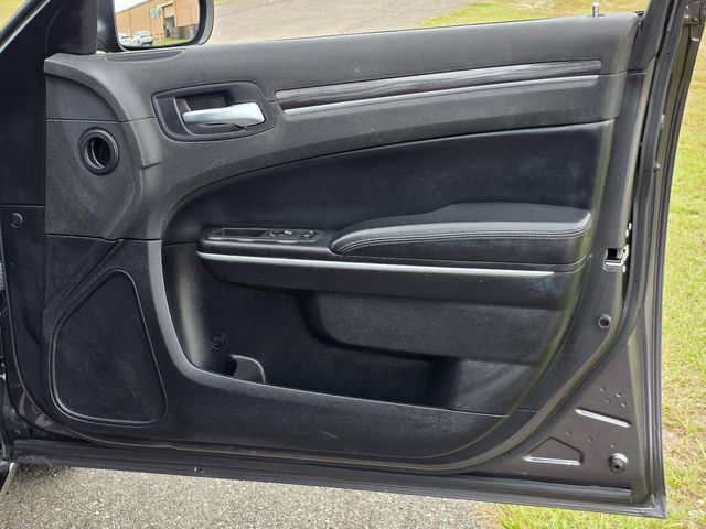 2022 Chrysler 300 Touring 2022 Chrysler 300 Touring