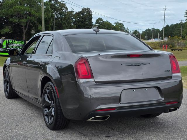 2022 Chrysler 300 Touring 2022 Chrysler 300 Touring
