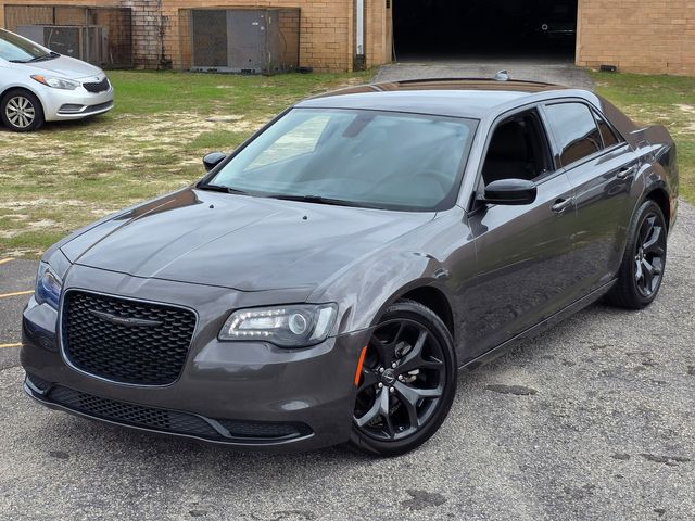 2022 Chrysler 300 Touring 2022 Chrysler 300 Touring