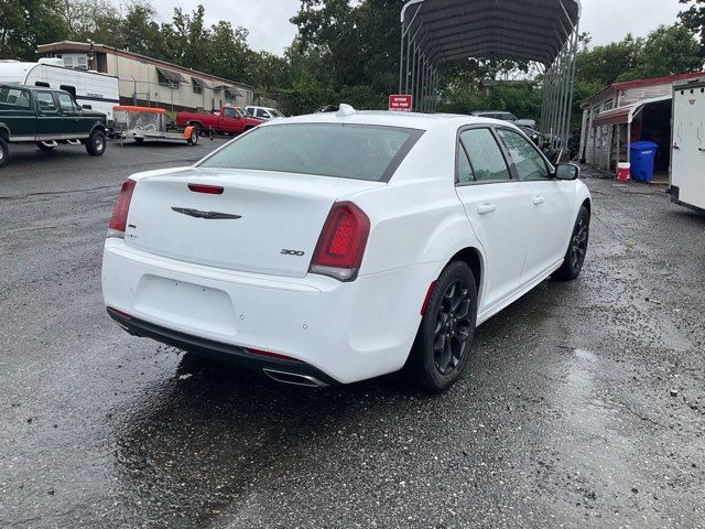 2022 Chrysler 300 Touring L 2022 Chrysler 300 Touring L