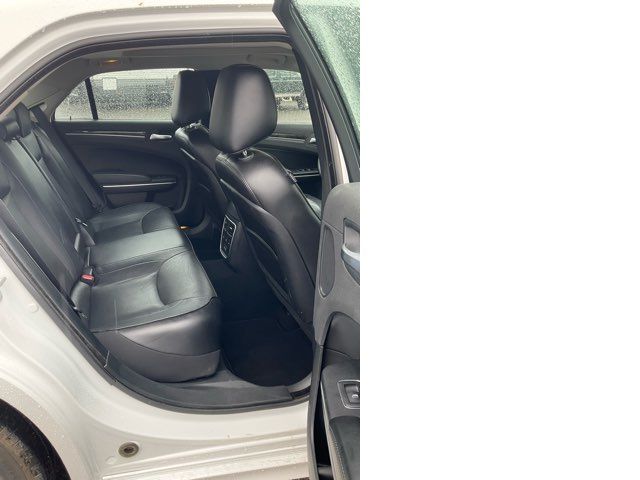 2022 Chrysler 300 Touring L - John Gibson Auto Sales Hot Springs 2022 Chrysler 300 Touring L - John Gibson Auto Sales Hot Springs