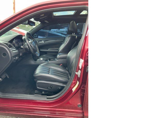 2022 Chrysler 300 S V6 2022 Chrysler 300 S V6