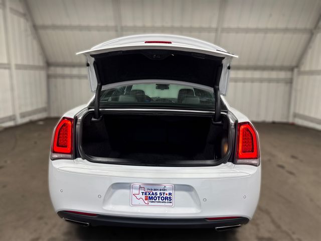 2022 Chrysler 300 S | Houston, TX | Texas Star Motors