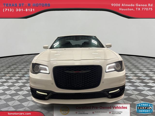 2022 Chrysler 300 S 2022 Chrysler 300 S