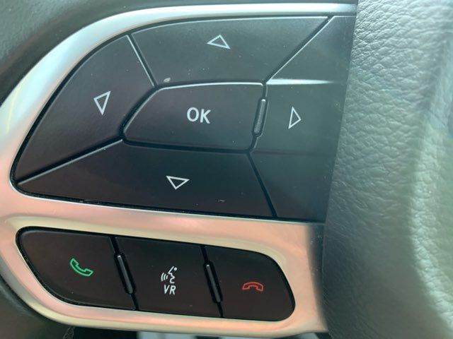 2022 Chrysler 300 Touring | San Antonio, TX | Clear Choice Automotive South 2022 Chrysler 300 Touring | San Antonio, TX | Clear Choice Automotive South