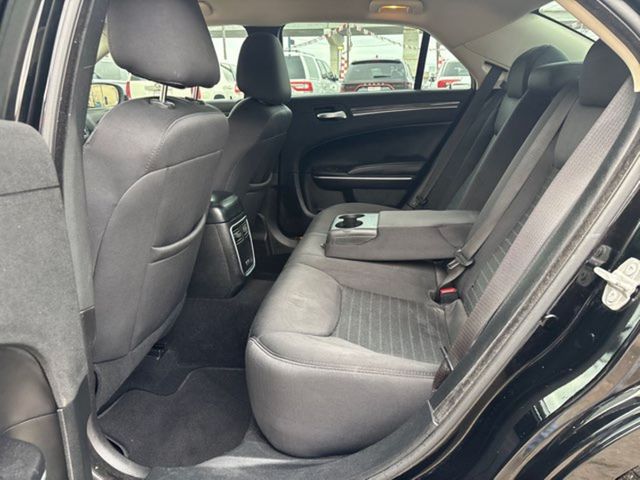 2022 Chrysler 300 Touring | San Antonio, TX | Clear Choice Automotive South 2022 Chrysler 300 Touring | San Antonio, TX | Clear Choice Automotive South