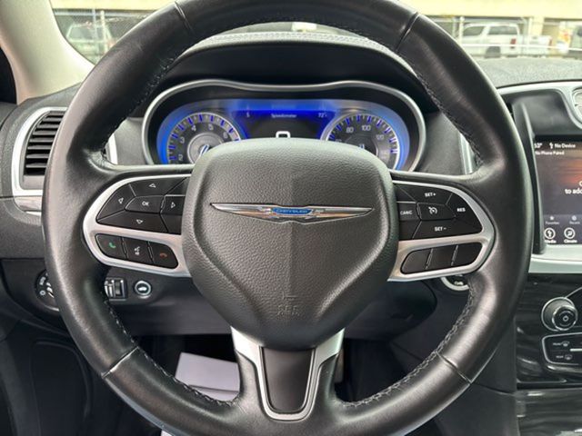 2022 Chrysler 300 Touring | San Antonio, TX | Clear Choice Automotive South 2022 Chrysler 300 Touring | San Antonio, TX | Clear Choice Automotive South