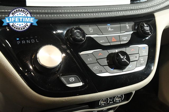 2022 Chrysler Pacifica Touring L | Branford, CT | Sound Auto Wholesalers 2022 Chrysler Pacifica Touring L | Branford, CT | Sound Auto Wholesalers