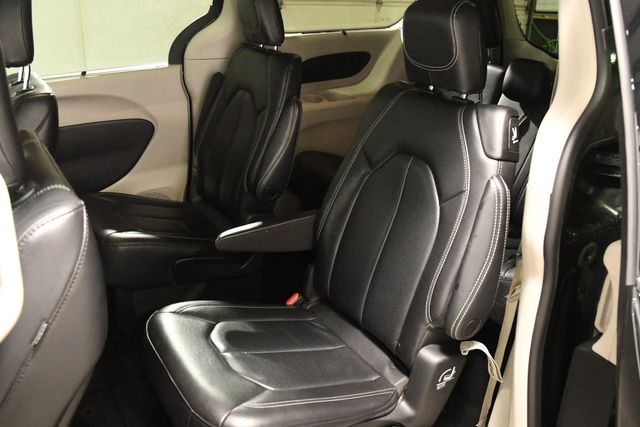 2022 Chrysler Pacifica Touring L | Branford, CT | Sound Auto Wholesalers 2022 Chrysler Pacifica Touring L | Branford, CT | Sound Auto Wholesalers