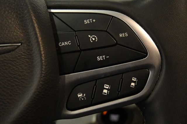 2022 Chrysler Pacifica Touring L | Branford, CT | Sound Auto Wholesalers 2022 Chrysler Pacifica Touring L | Branford, CT | Sound Auto Wholesalers