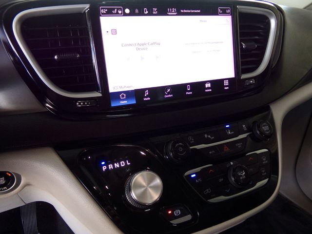 2022 Chrysler Pacifica Touring L | Gonzales, TX | West Motors 2022 Chrysler Pacifica Touring L | Gonzales, TX | West Motors