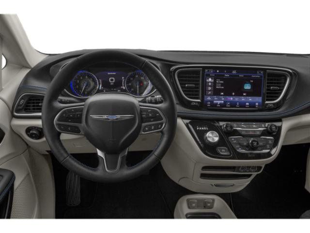 2022 Chrysler Pacifica Touring L 3rd row