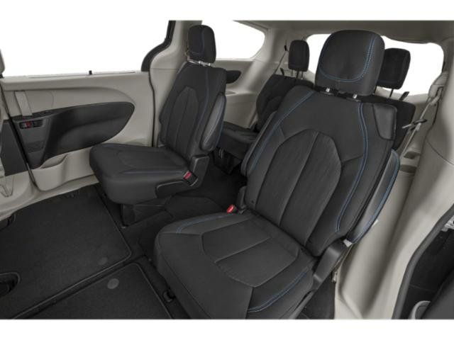 2022 Chrysler Pacifica Touring L 3rd row
