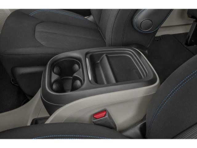 2022 Chrysler Pacifica Touring L 3rd row