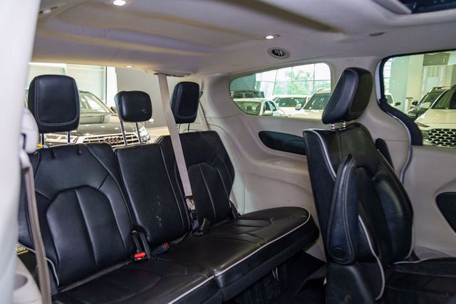 2022 Chrysler Pacifica Hybrid Limited