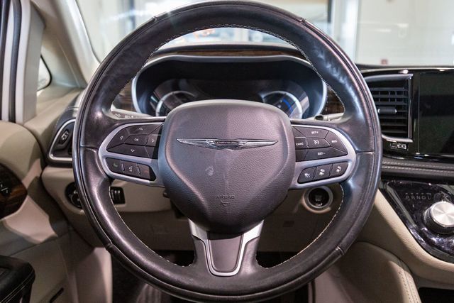 2022 Chrysler Pacifica Hybrid Limited