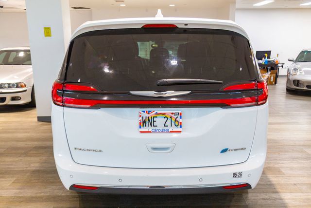 2022 Chrysler Pacifica Hybrid Limited
