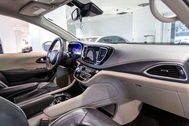 2022 Chrysler Pacifica Hybrid Limited