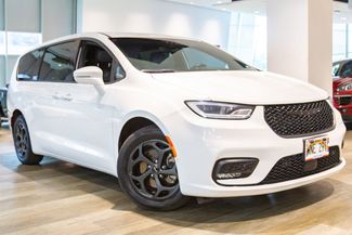 2022 Chrysler Pacifica Hybrid Touring L 3rd row | Honolulu, HI | Autosource Hawaii 