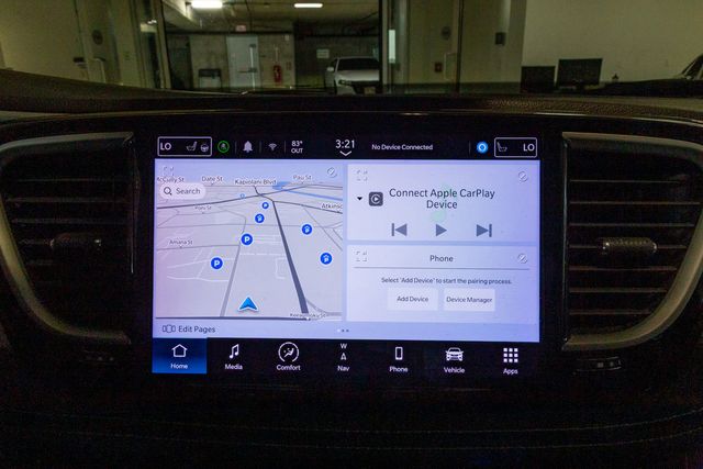 2022 Chrysler Pacifica Hybrid Touring L 3rd row
