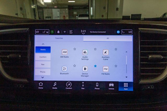 2022 Chrysler Pacifica Hybrid Touring L 3rd row
