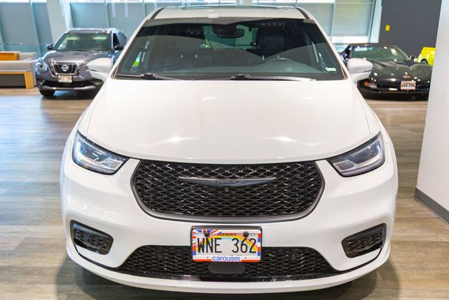 2022 Chrysler Pacifica Hybrid S Appearance at Autosource, photo 3
