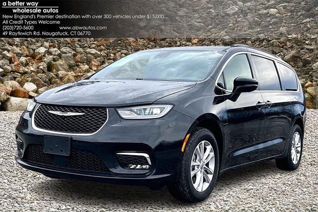 2022 Chrysler Pacifica Touring | Naugatuck, Connecticut | A Better Way Wholesale Autos-CT