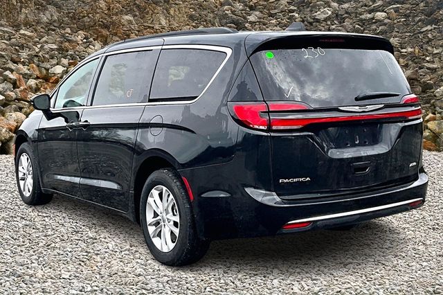 2022 Chrysler Pacifica Touring
